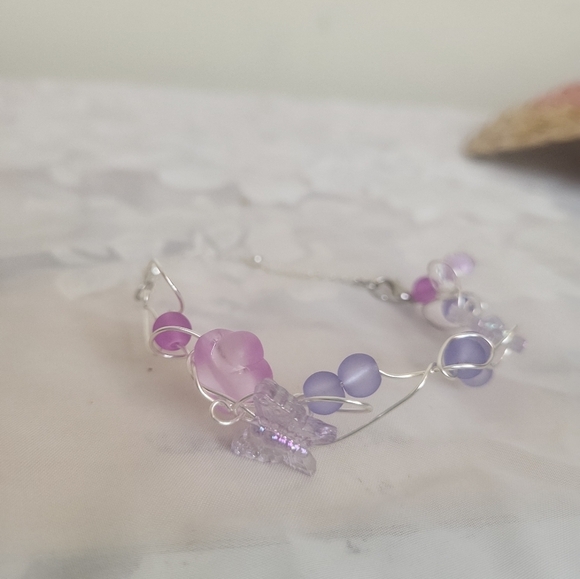 Silver Plated Holographic Butterfly Frosted Glass Wire Ball Chain Bracelet - Picture 14 of 14